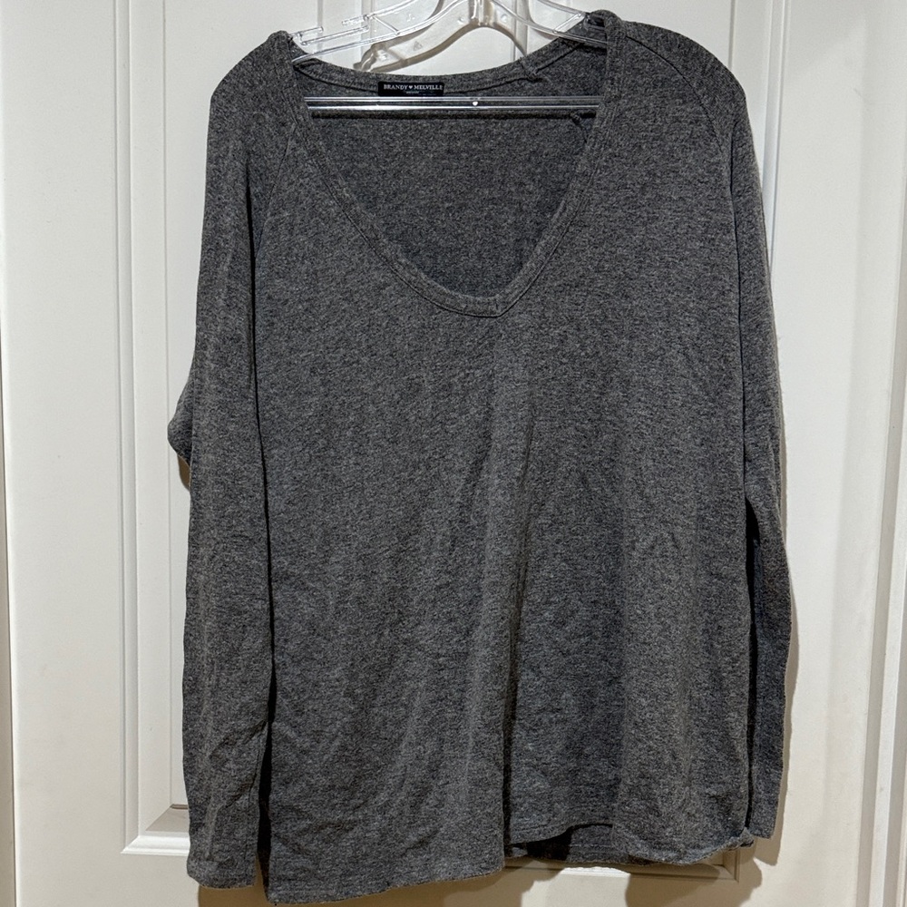 Brandy Melville Gray V-Neck Long Sleeve Top